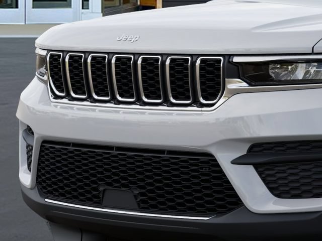 New 2026 Jeep Grand Cherokee Laredo X AWD/4WD image 11
