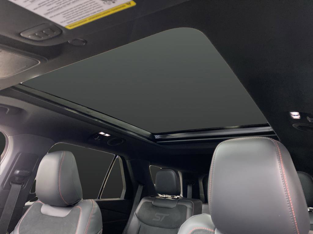 New 2026 Ford Explorer ST w/ Sun And Sound Package image 7