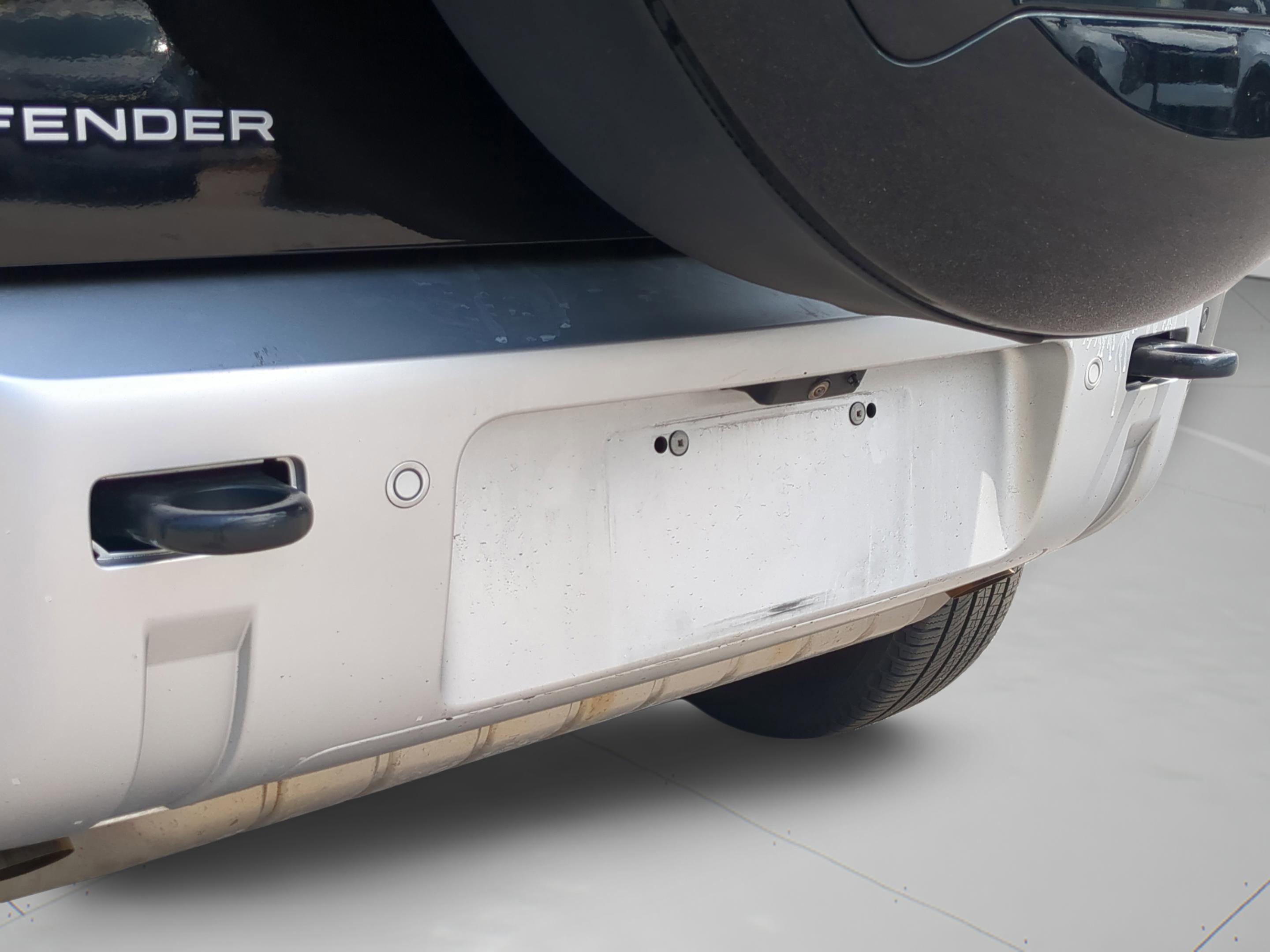 Used 2025 Land Rover Defender 110 S AWD/4WD image 36