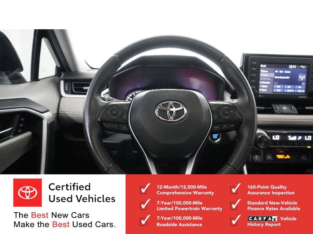 Used 2021 Toyota RAV4 XLE Premium FWD image 16