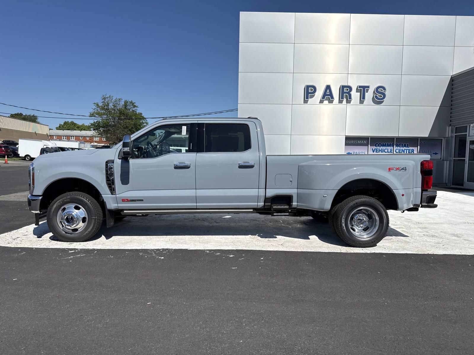 New 2026 Ford F350 Lariat w/ Lariat Ultimate Package AWD/4WD image 6