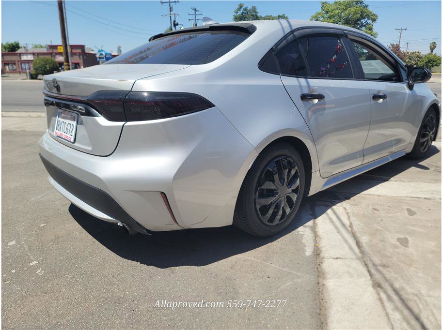 Used 2022 Toyota Corolla LE FWD image 6
