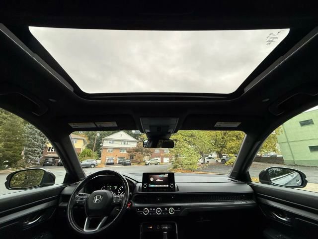 Used 2024 Honda CR-V Sport image 23