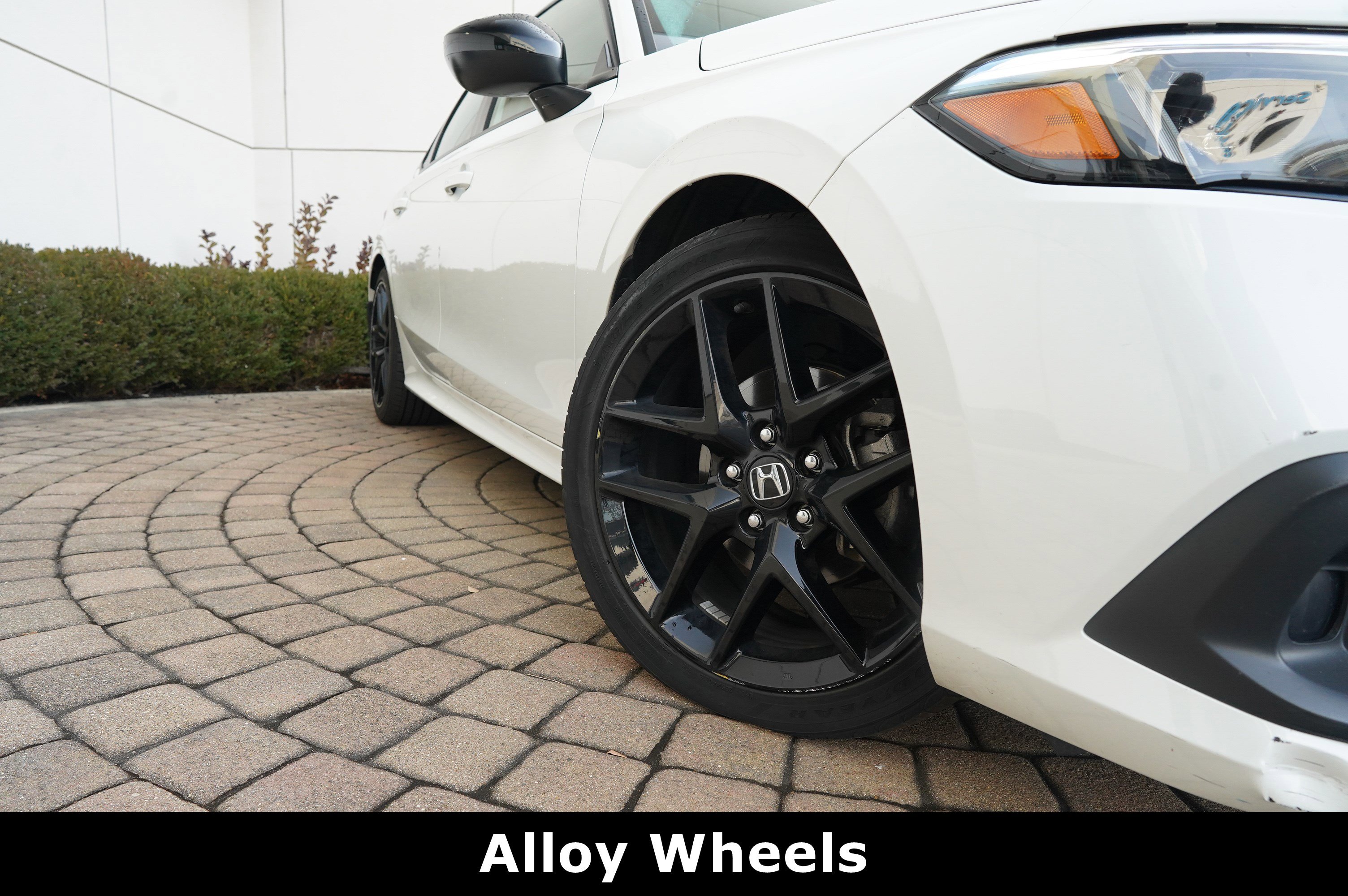 Used 2023 Honda Civic Sport image 16