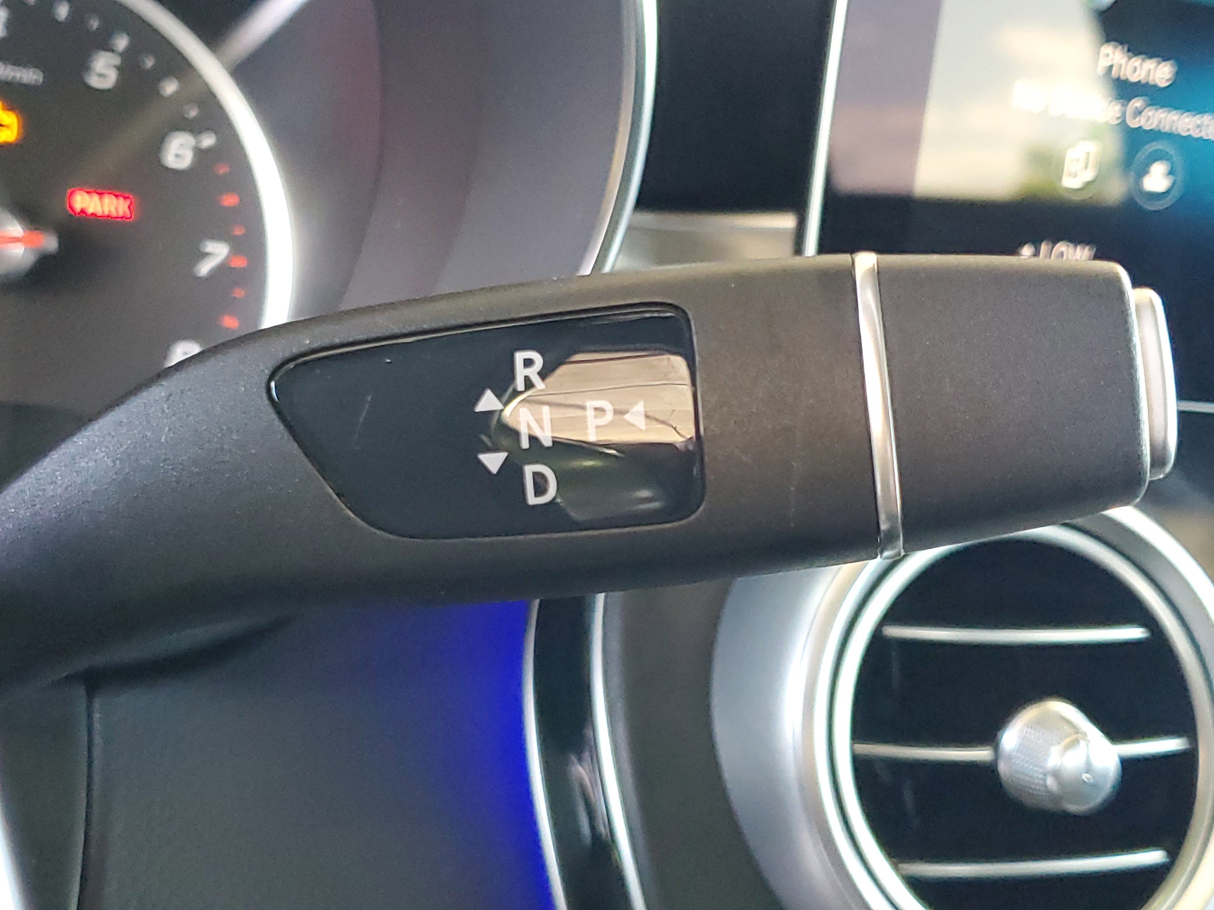 Used 2022 Mercedes-Benz GLC 300 image 29