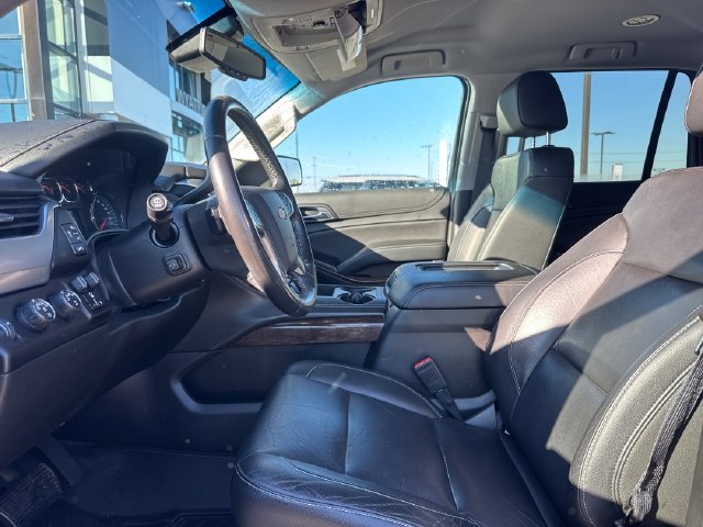 Used 2020 Chevrolet Tahoe LT w/ RST Edition AWD/4WD image 18