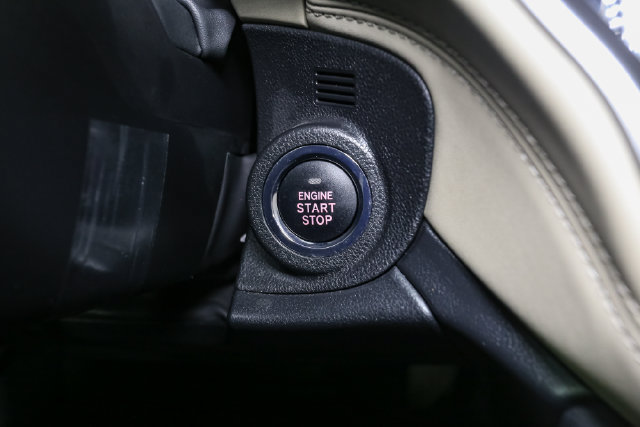 Used 2025 Subaru Outback Limited AWD/4WD image 33