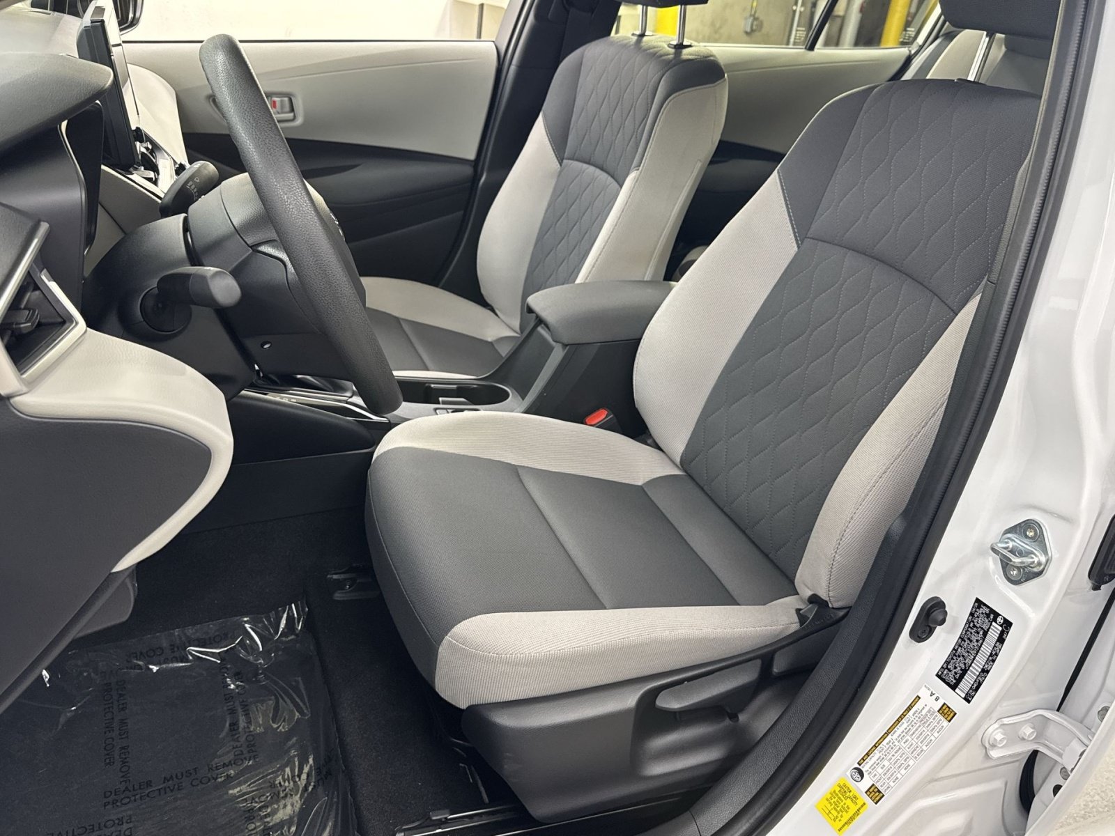 Used 2026 Toyota Corolla LE FWD image 25