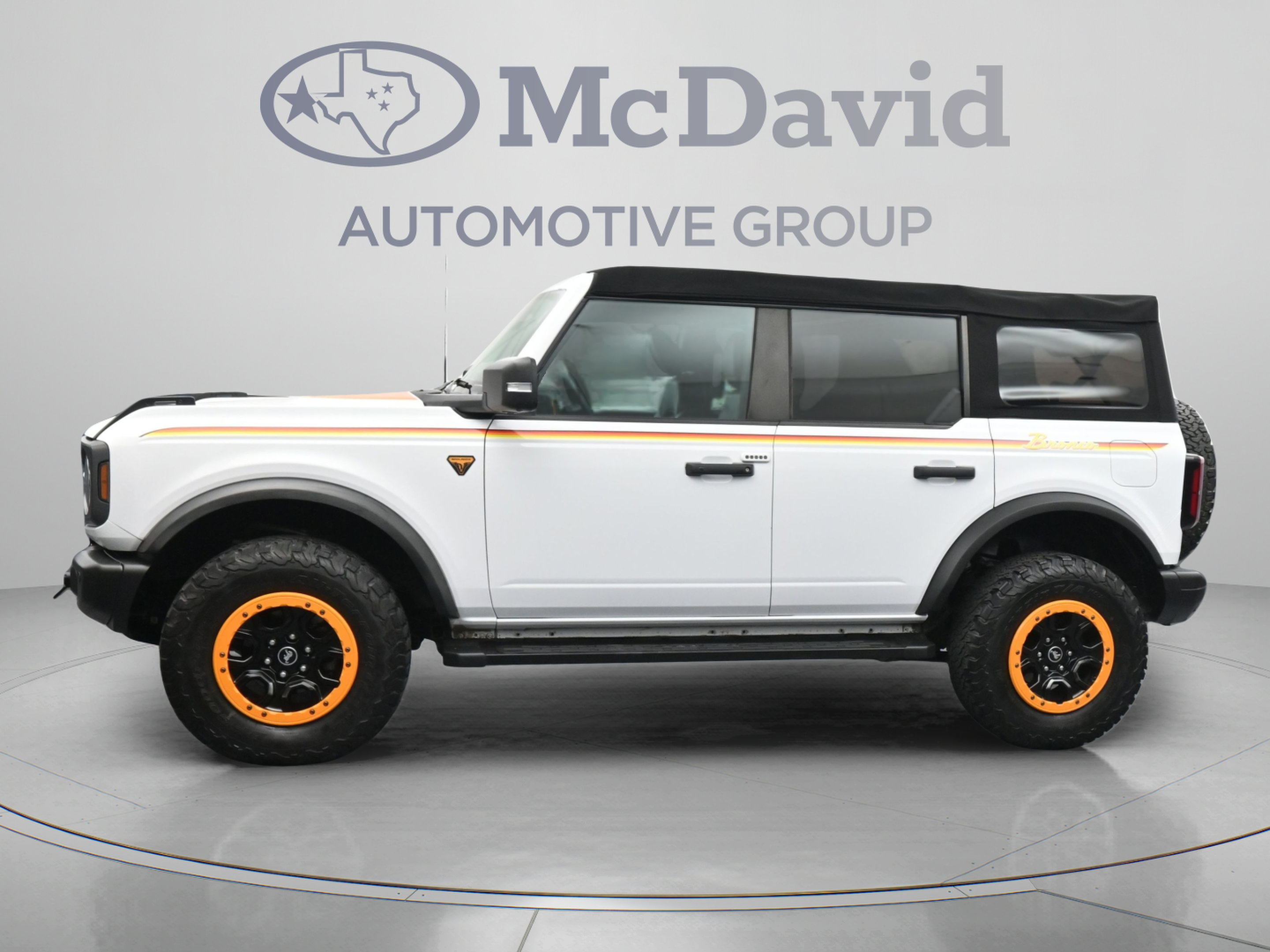 Used 2023 Ford Bronco Badlands AWD/4WD image 5
