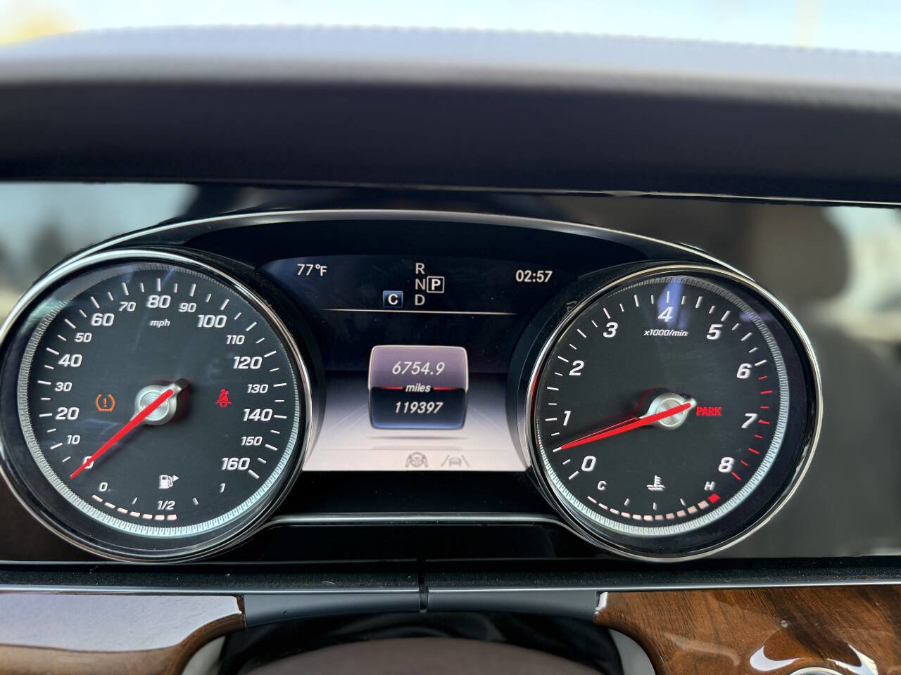 Used 2019 Mercedes-Benz E 450 4MATIC Wagon w/ Premium Package image 34