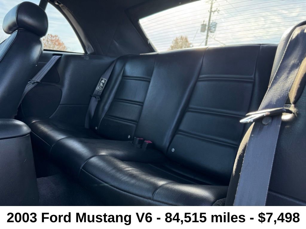 Used 2003 Ford Mustang Convertible image 22