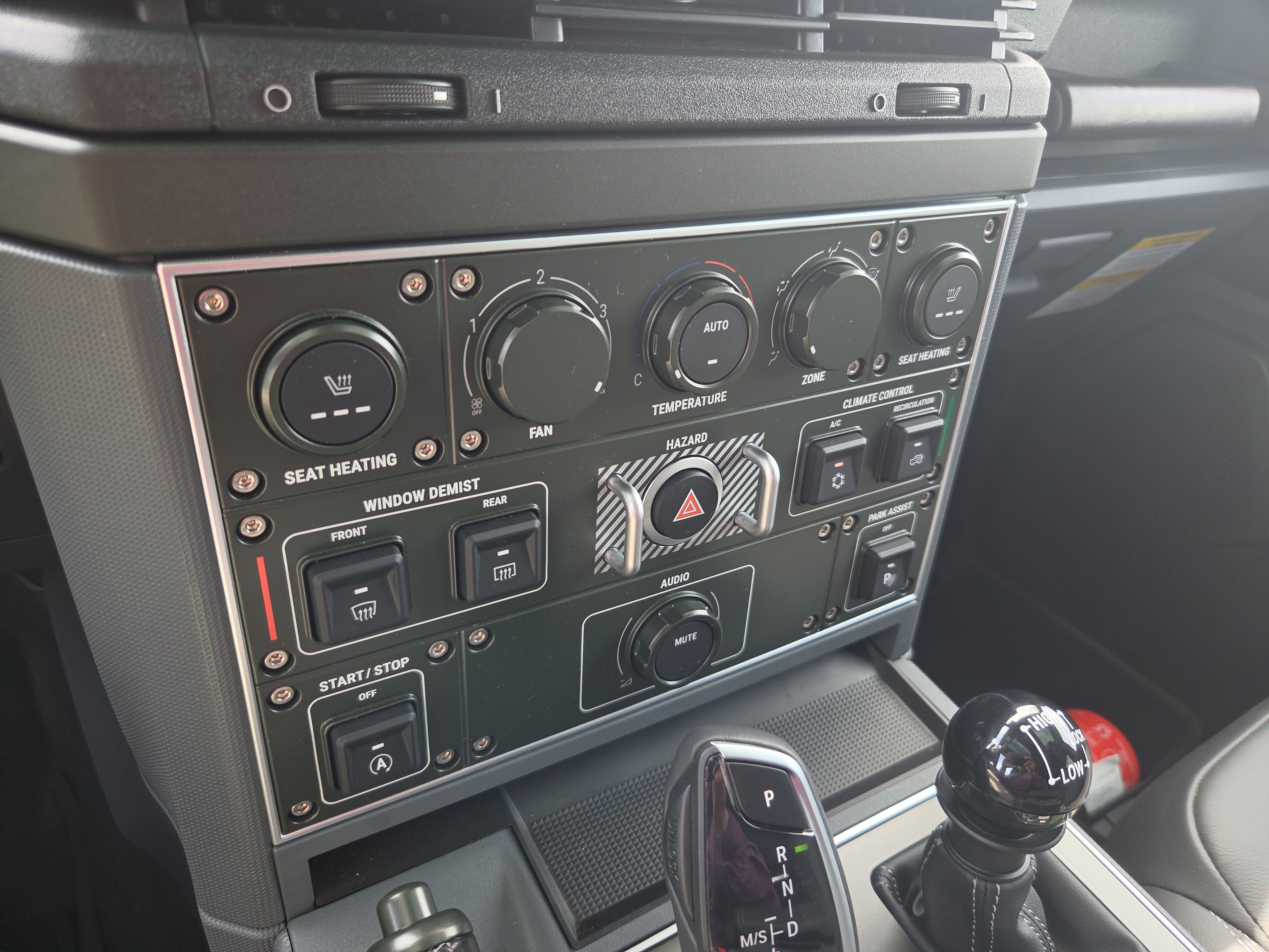 Used 2025 INEOS Grenadier Station Wagon AWD/4WD image 20