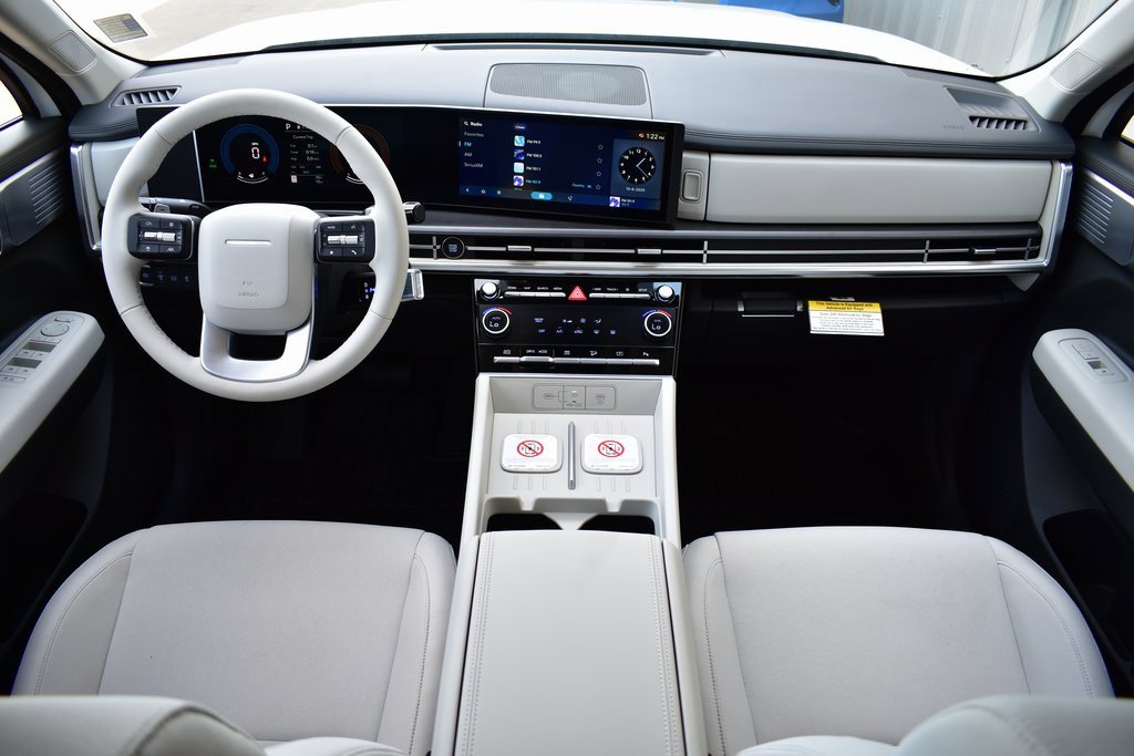 New 2026 Hyundai Santa Fe SE image 33