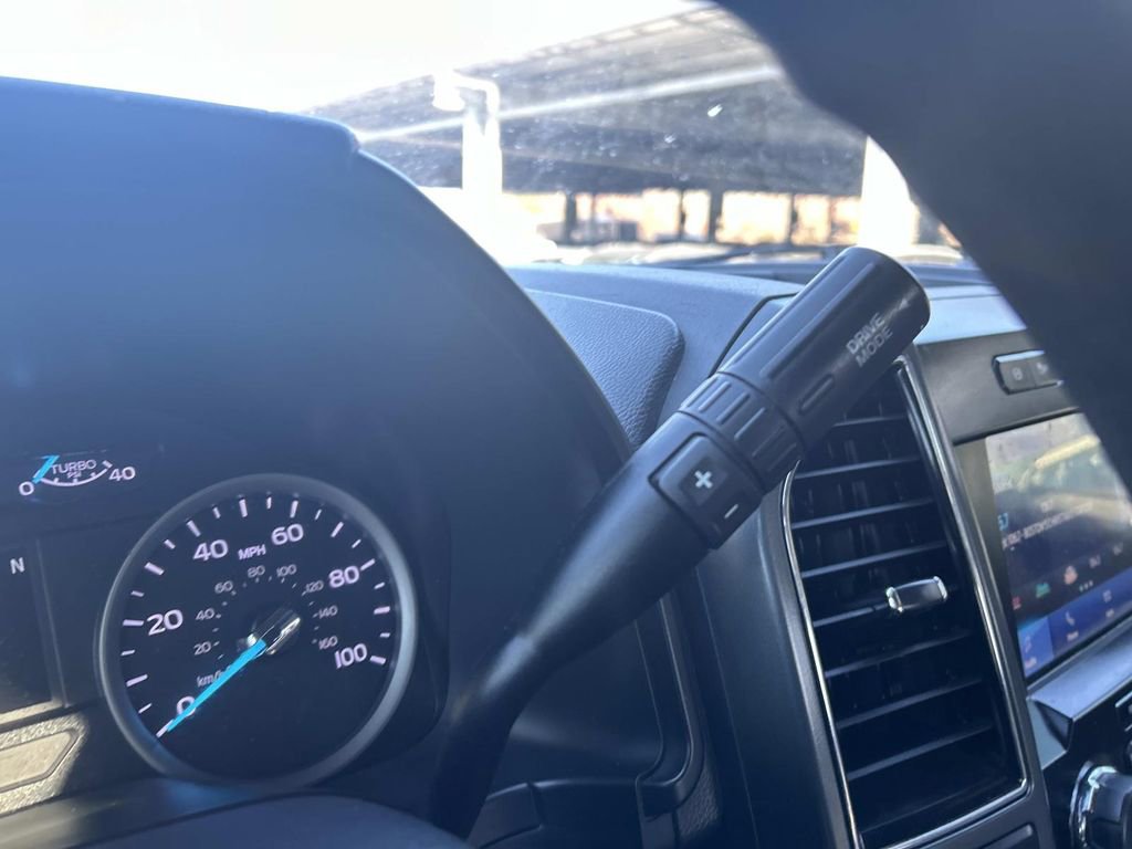 Used 2022 Ford F250 XLT w/ FX4 Off-Road Package image 27
