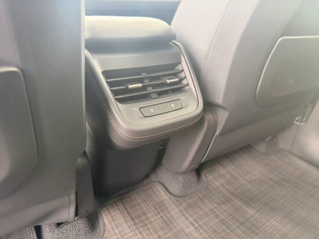 Used 2027 Rivian R2 Performance AWD/4WD image 13