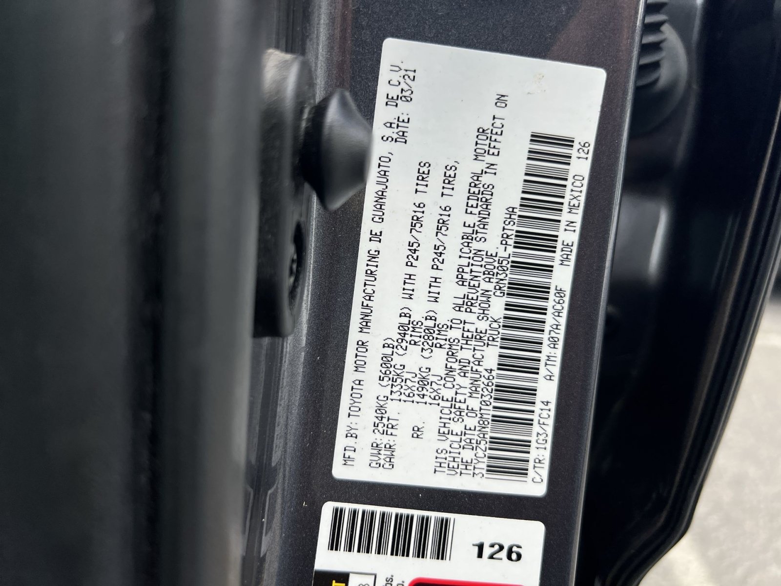 Used 2021 Toyota Tacoma SR5 AWD/4WD image 24