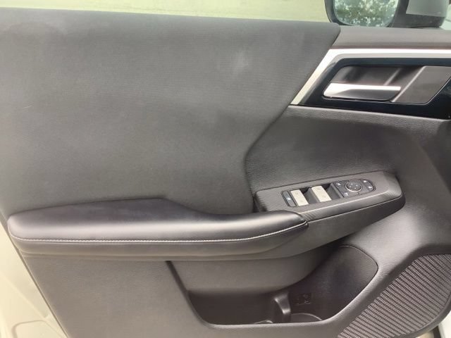Used 2022 Mitsubishi Outlander ES FWD image 46