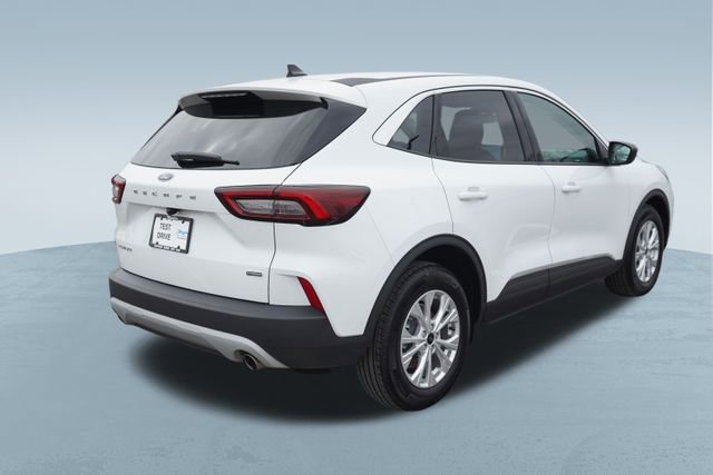 Used 2023 Ford Escape Active image 9
