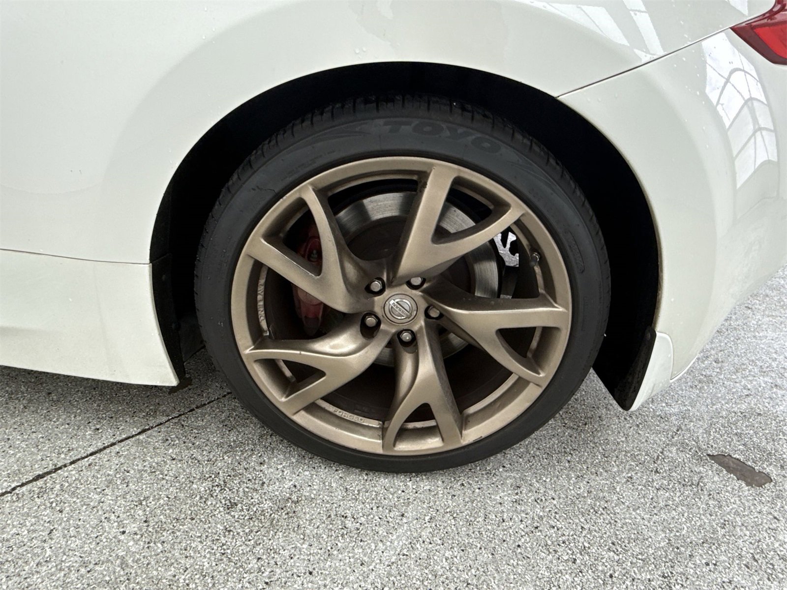 Used 2016 Nissan 370Z w/ Sport Package image 37