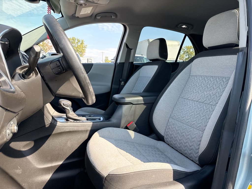 Used 2022 Chevrolet Equinox LT FWD image 11