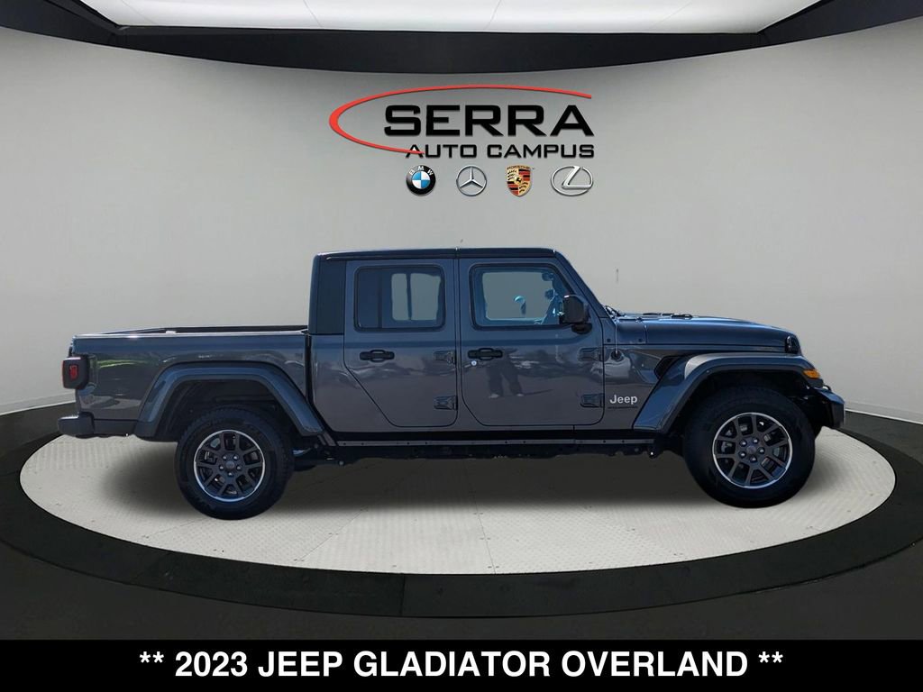 Used 2023 Jeep Gladiator Overland AWD/4WD image 10
