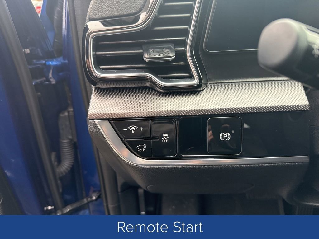 Used 2025 Kia Sportage SX image 12