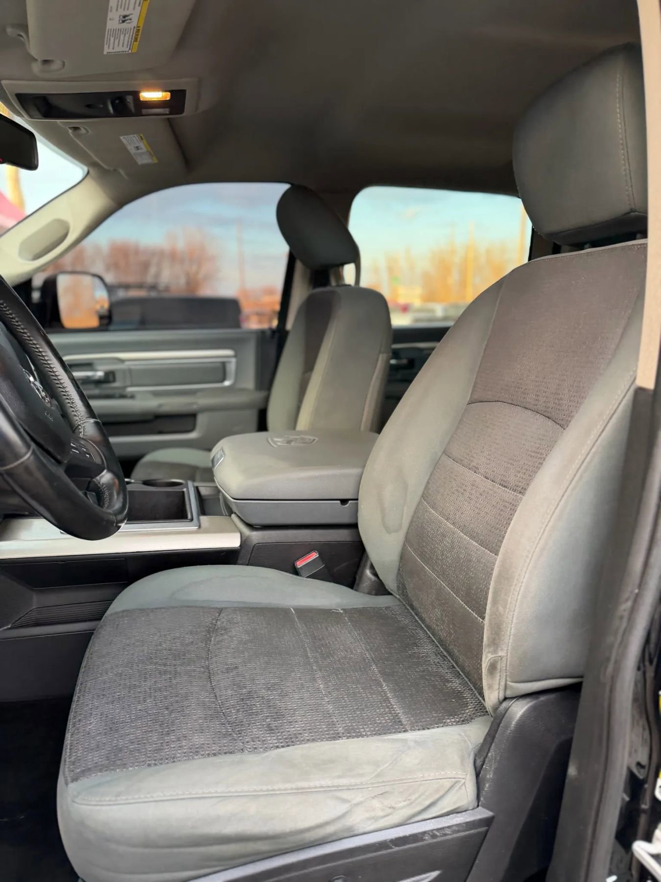 Used 2015 RAM 2500 SLT w/ Snow Chief Group image 11