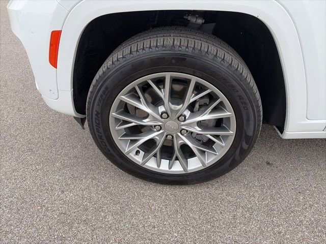 Used 2024 Jeep Grand Cherokee Summit image 45