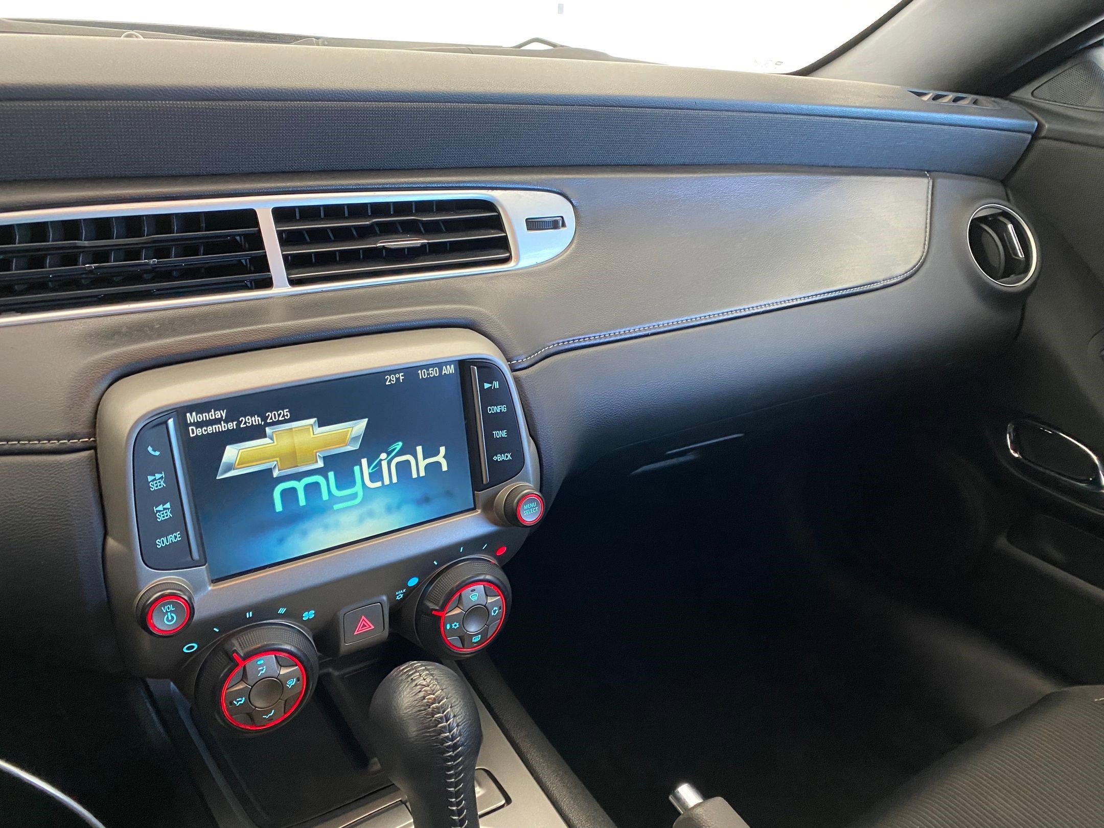 Used 2014 Chevrolet Camaro SS image 23