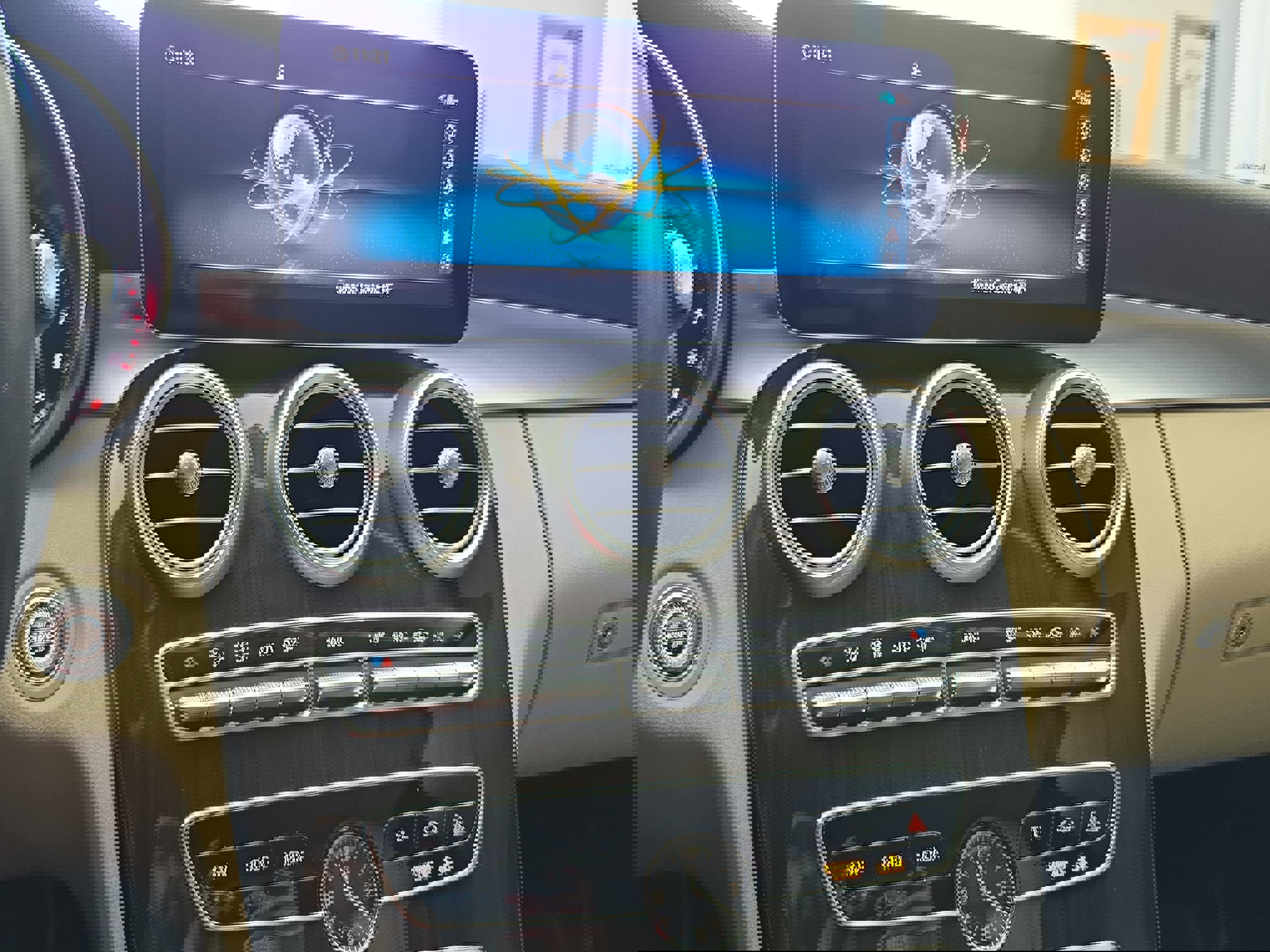 Used 2020 Mercedes-Benz C 300 Sedan image 20