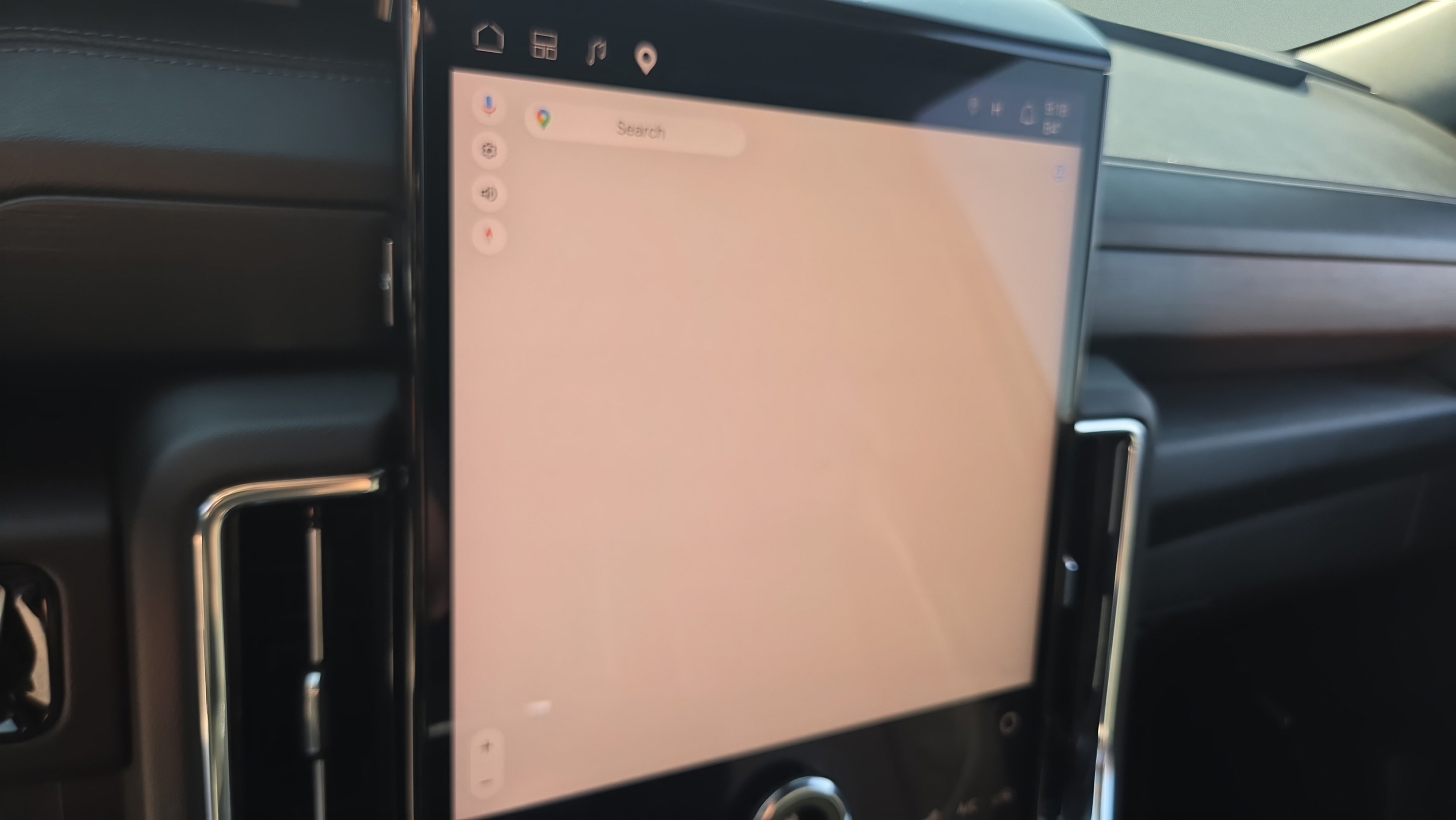 Used 2025 GMC Yukon Denali AWD/4WD image 18