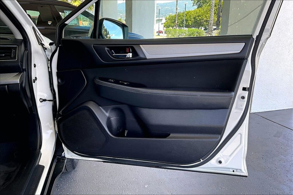 Used 2017 Subaru Outback 2.5i Premium image 28