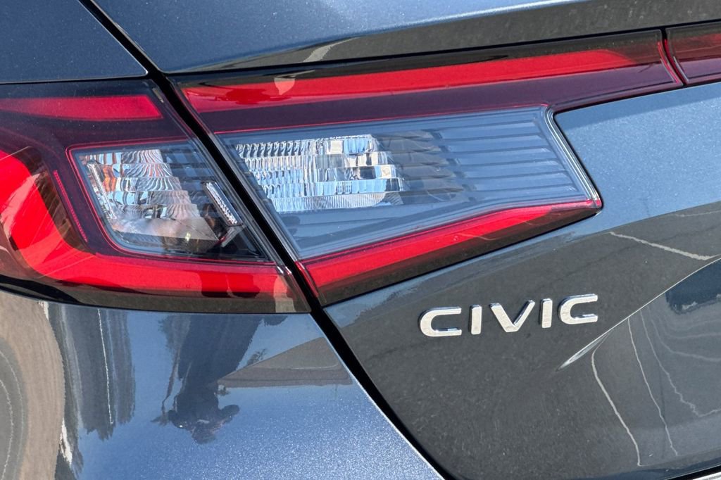 Certified 2024 Honda Civic EX-L image 32
