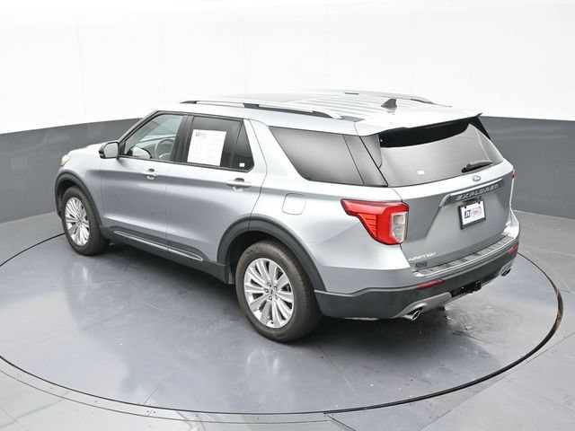 Used 2022 Ford Explorer Limited w/ Equipment Group 301A AWD/4WD image 62