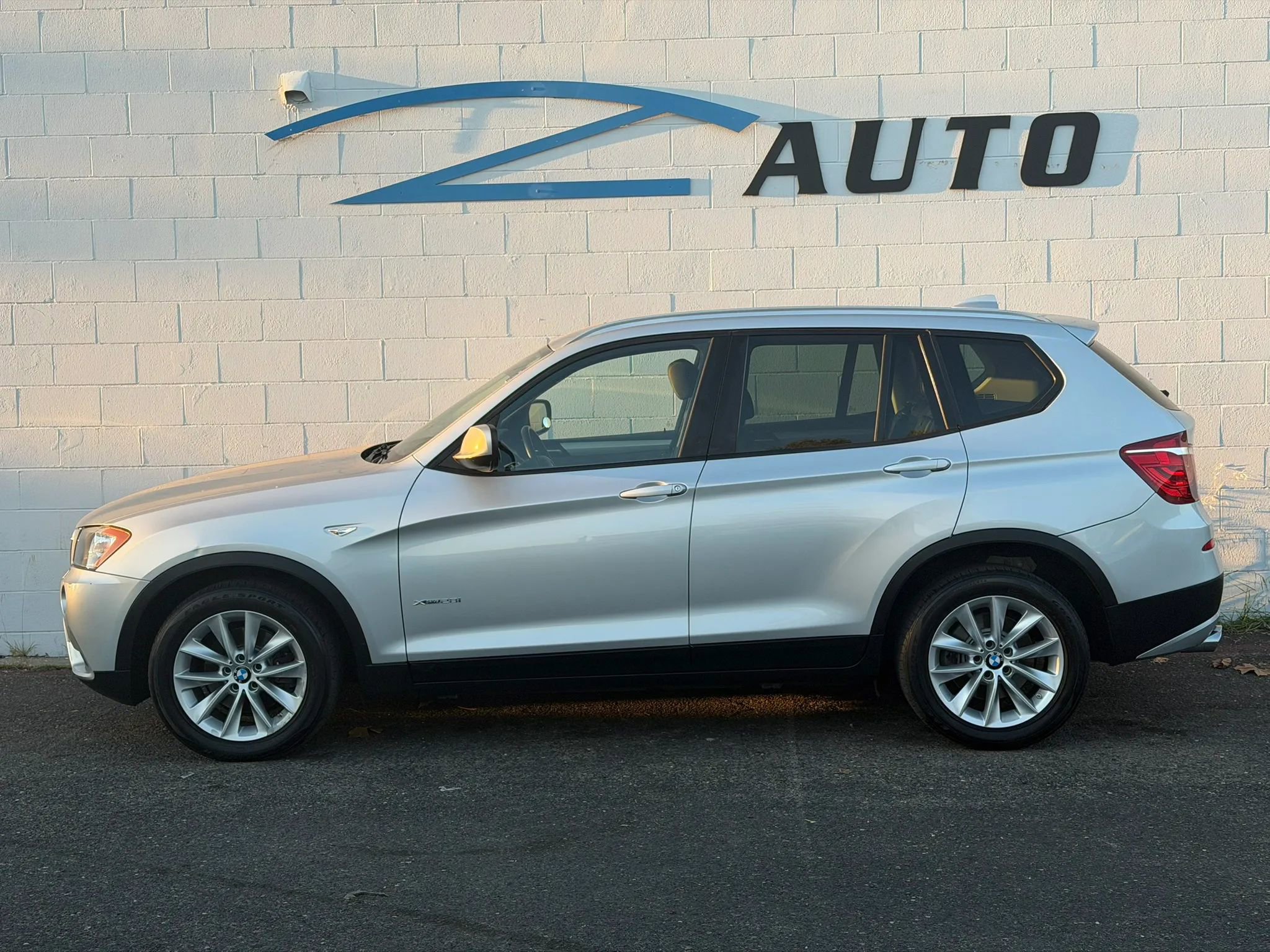 Used 2014 BMW X3 xDrive28i AWD/4WD image 3