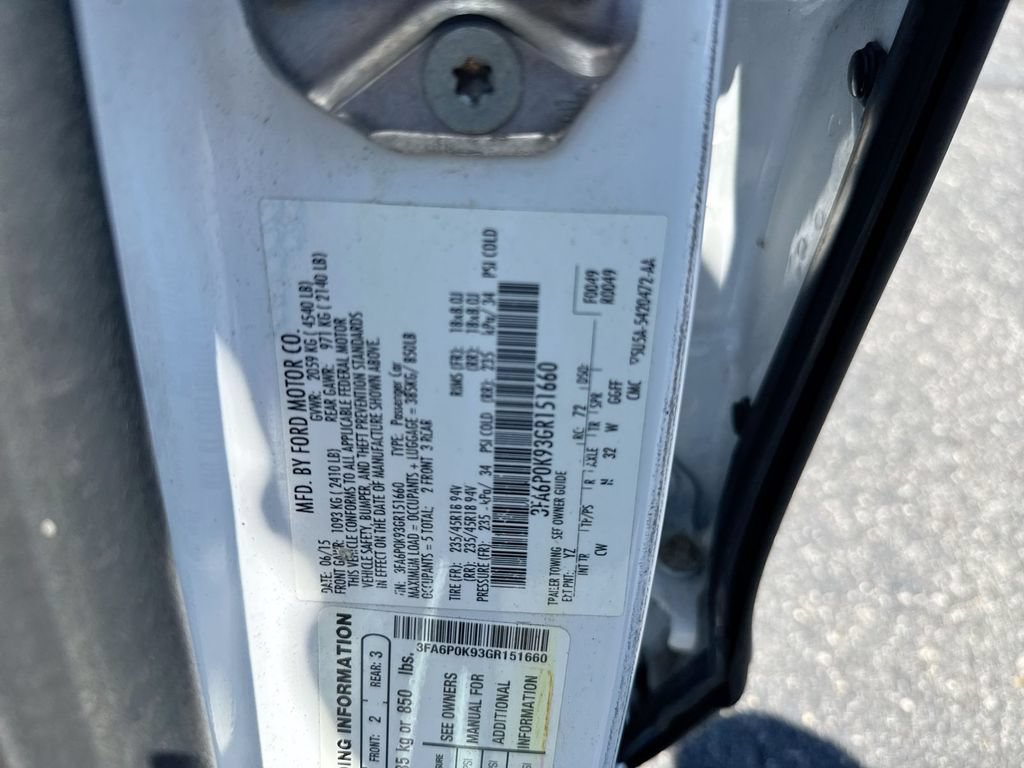 Used 2016 Ford Fusion Titanium FWD image 27