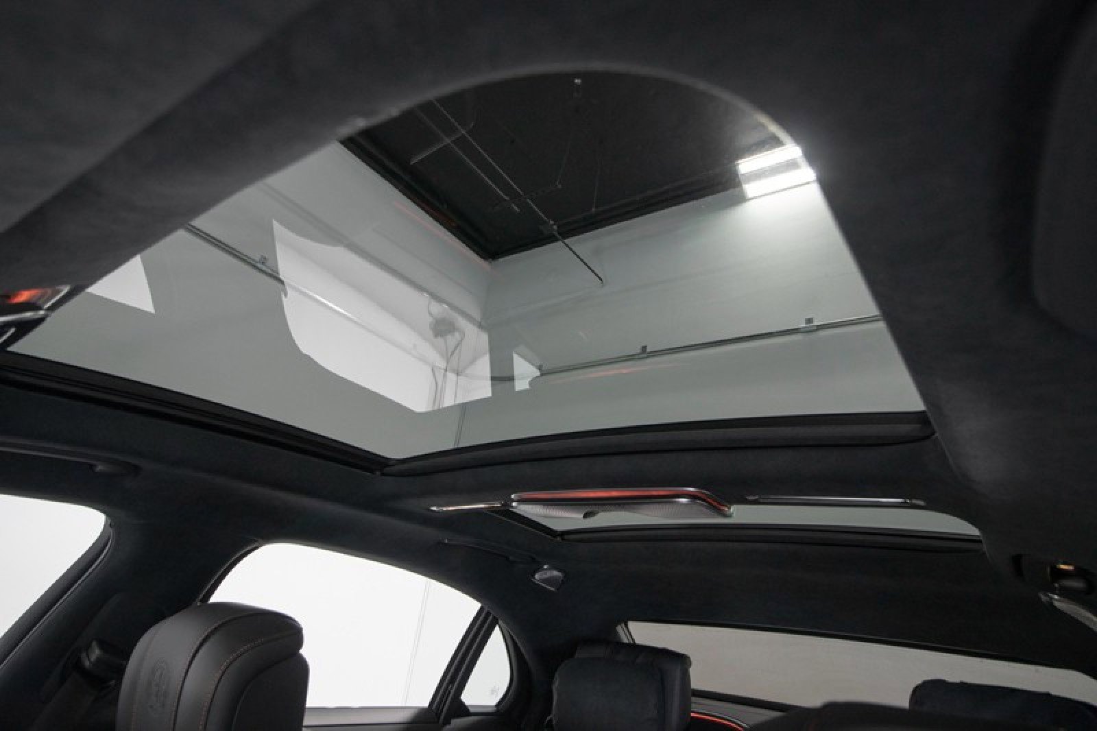 Used 2024 Mercedes-Benz S 63 AMG S image 40