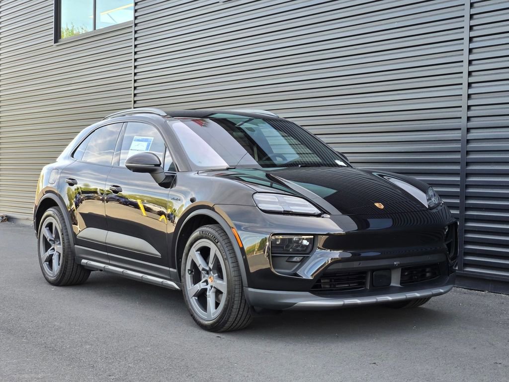 New 2026 Porsche Macan 4 Electric AWD/4WD image 9