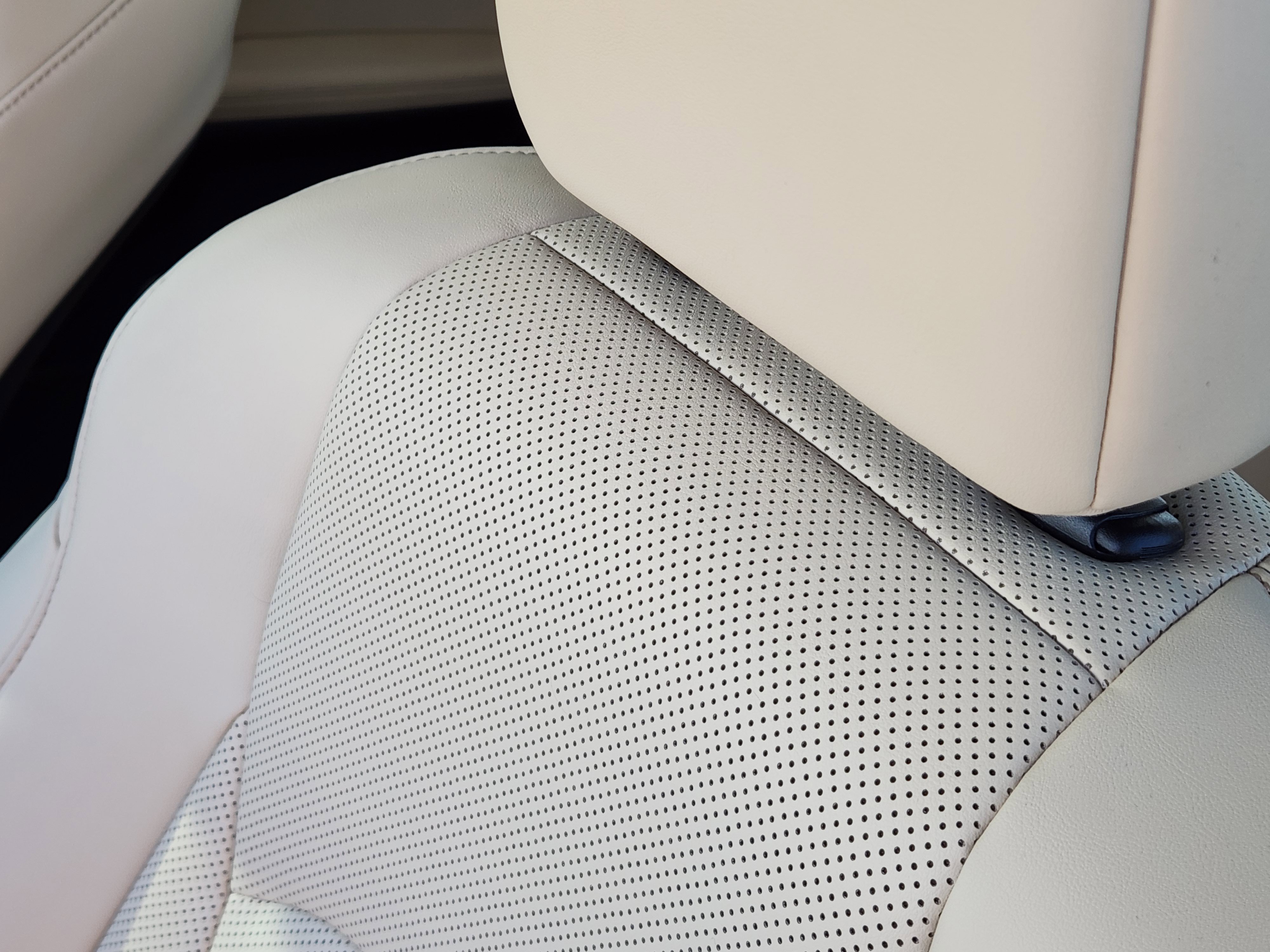 Certified 2022 Lexus RX 350 FWD w/ Premium Package image 17