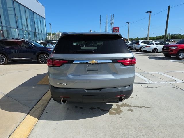 Used 2023 Chevrolet Traverse LS FWD image 5