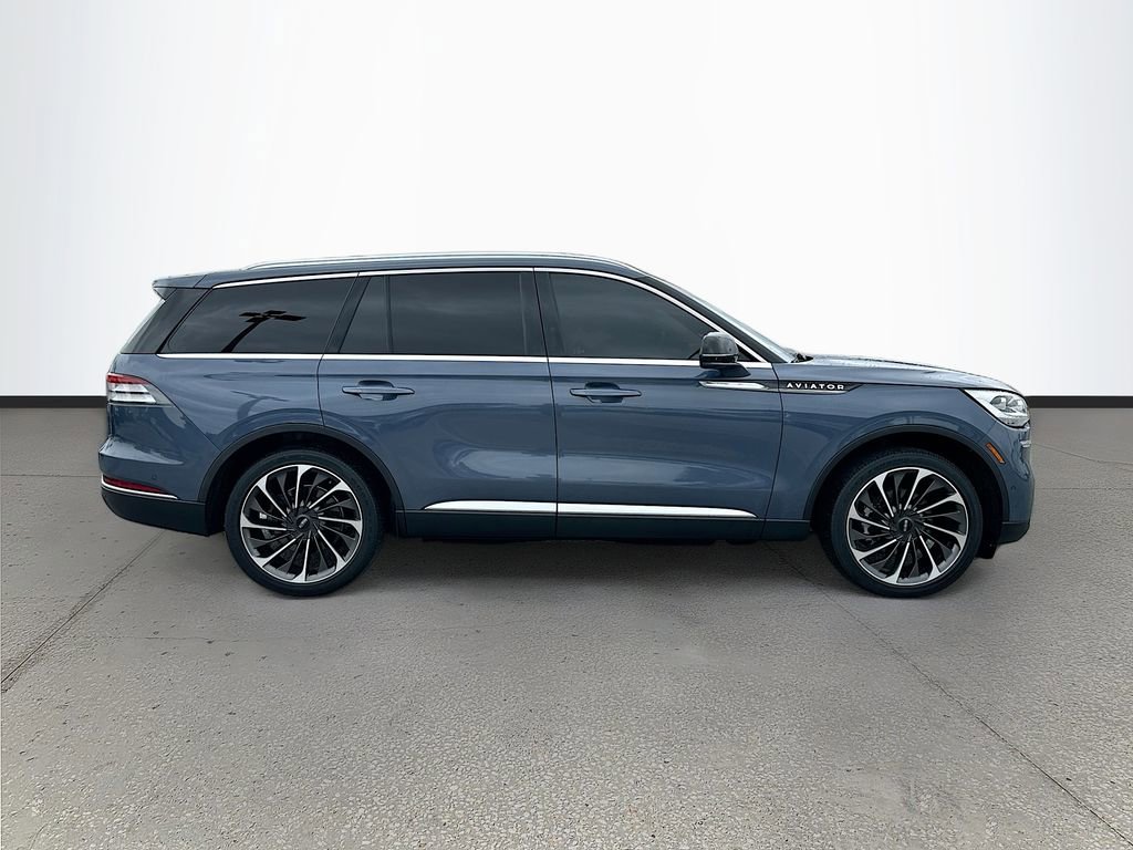 Used 2021 Lincoln Aviator Reserve w/ Equipment Group 201A image 8