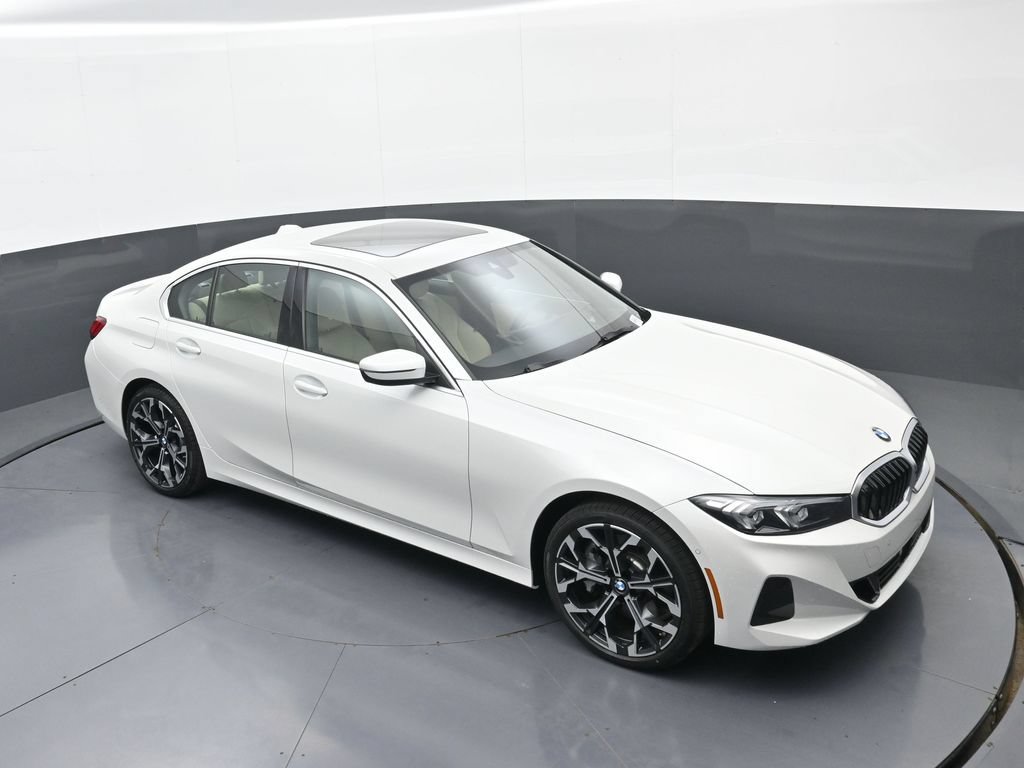 New 2026 BMW 330i xDrive Sedan w/ Premium Package AWD/4WD image 30