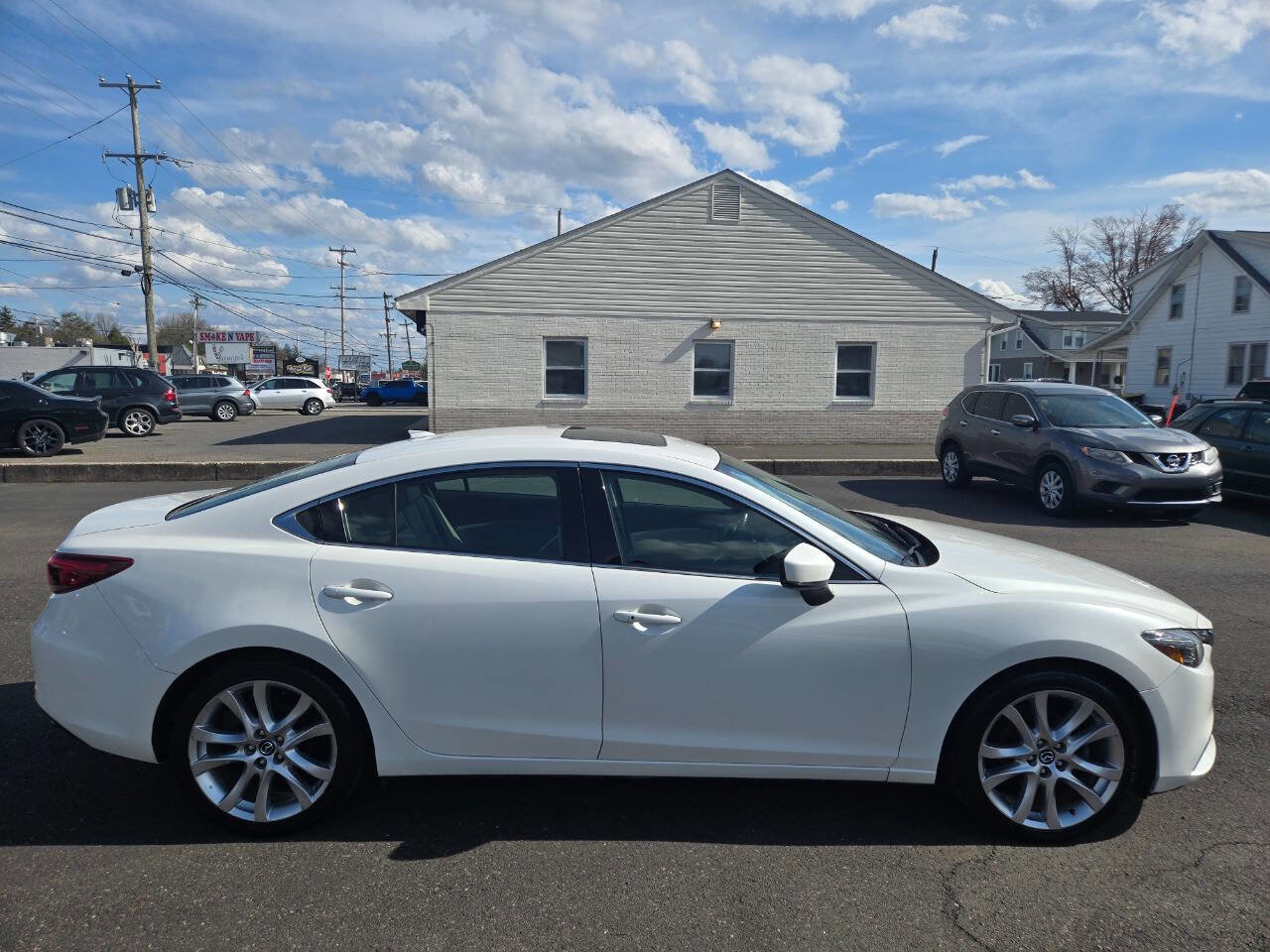 Used 2017 MAZDA MAZDA6 Touring w/ Touring Premium Package image 5