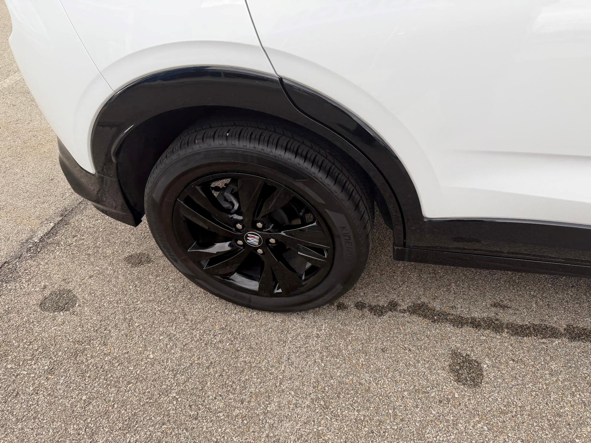 Certified 2024 Buick Encore GX Sport Touring w/ Comfort Package image 7