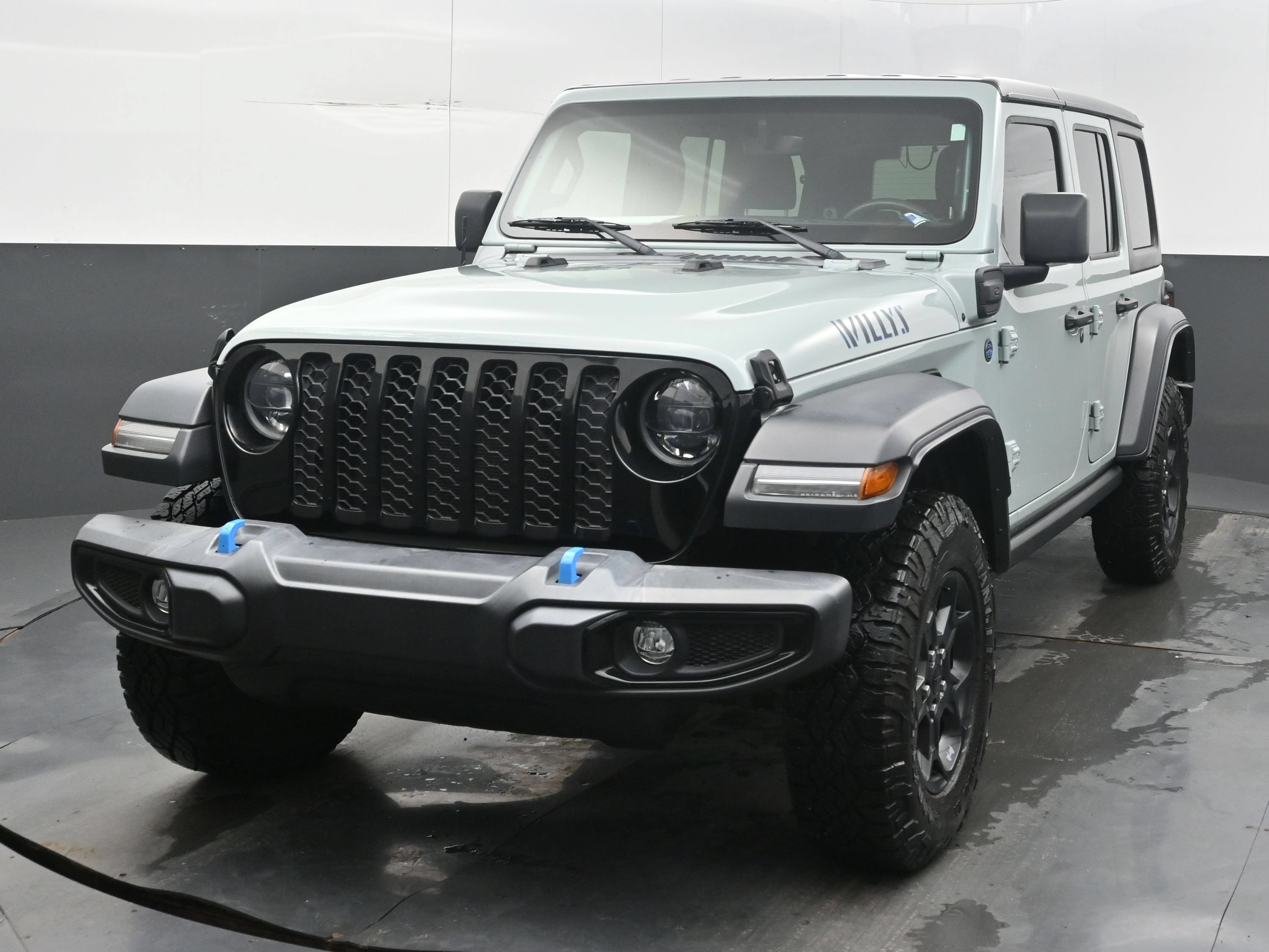 Used 2023 Jeep Wrangler Unlimited w/ 8.4" Radio Group AWD/4WD image 4