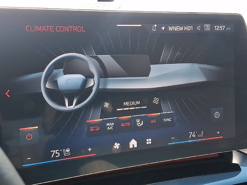 Certified 2025 BMW X1 xDrive28i w/ Convenience Package AWD/4WD image 17
