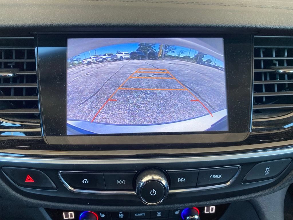 Used 2018 Buick Regal Essence w/ Driver Confidence Package #1 AWD/4WD image 23