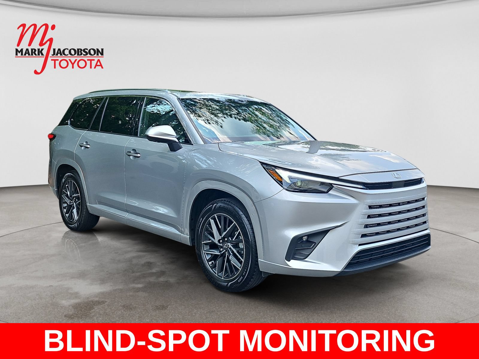 Used 2025 Lexus TX 350 FWD w/ Technology Package image 4