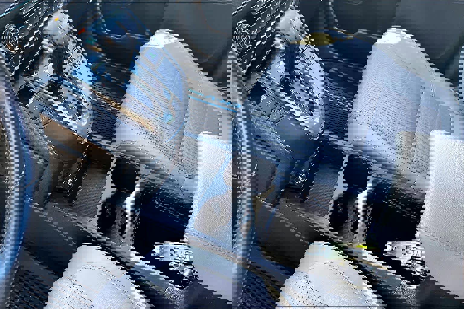 Used 2020 Honda CR-V EX-L image 14