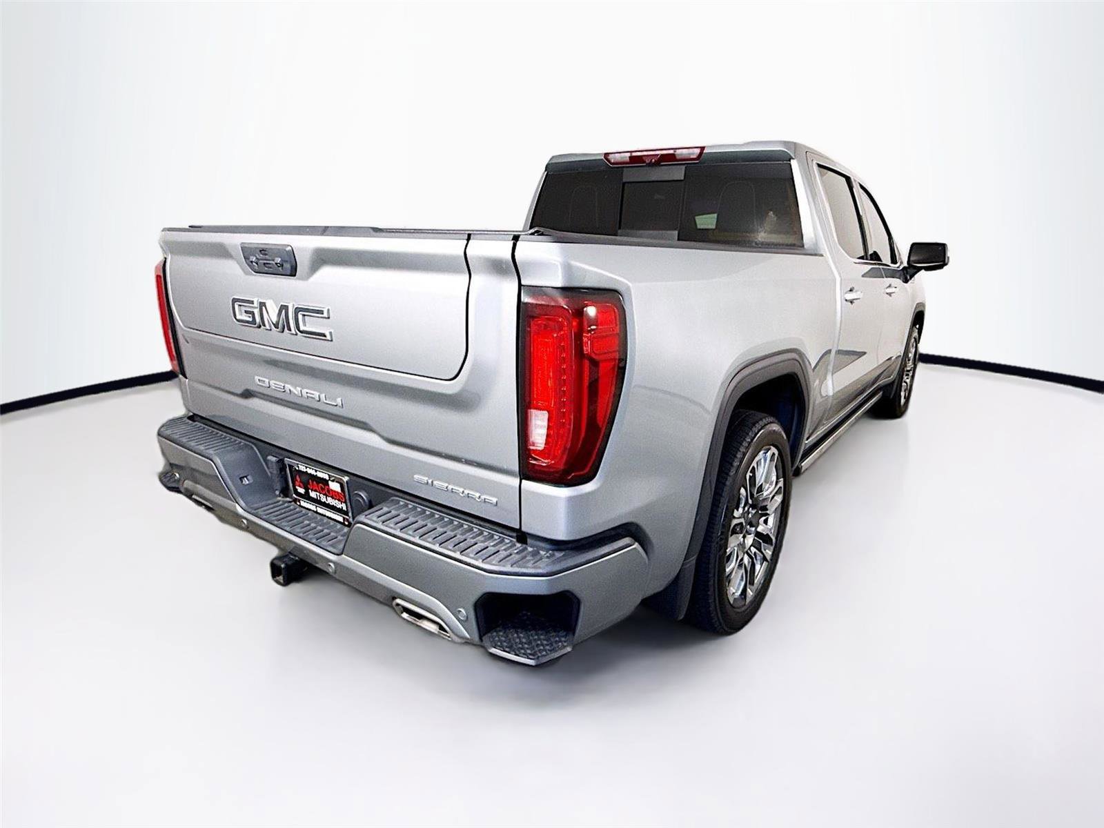 Used 2023 GMC Sierra 1500 Denali Ultimate AWD/4WD image 33